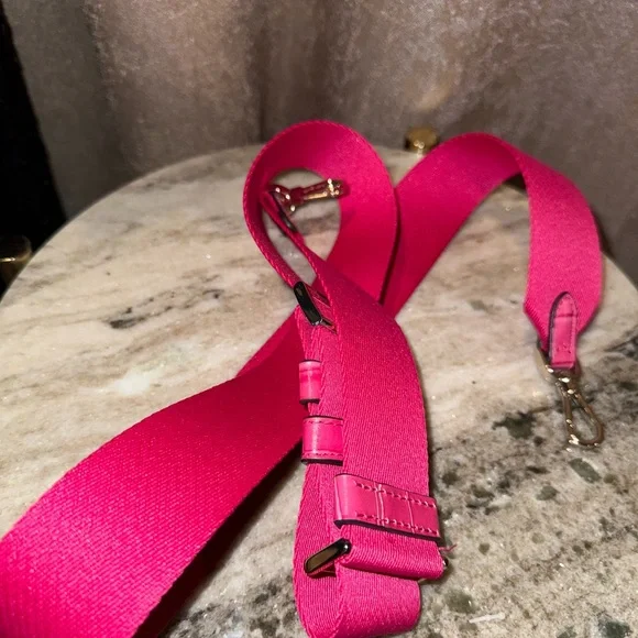 Kate Spade Pink Crocodile Pattern Shoulder Bag - Picture 4 of 6